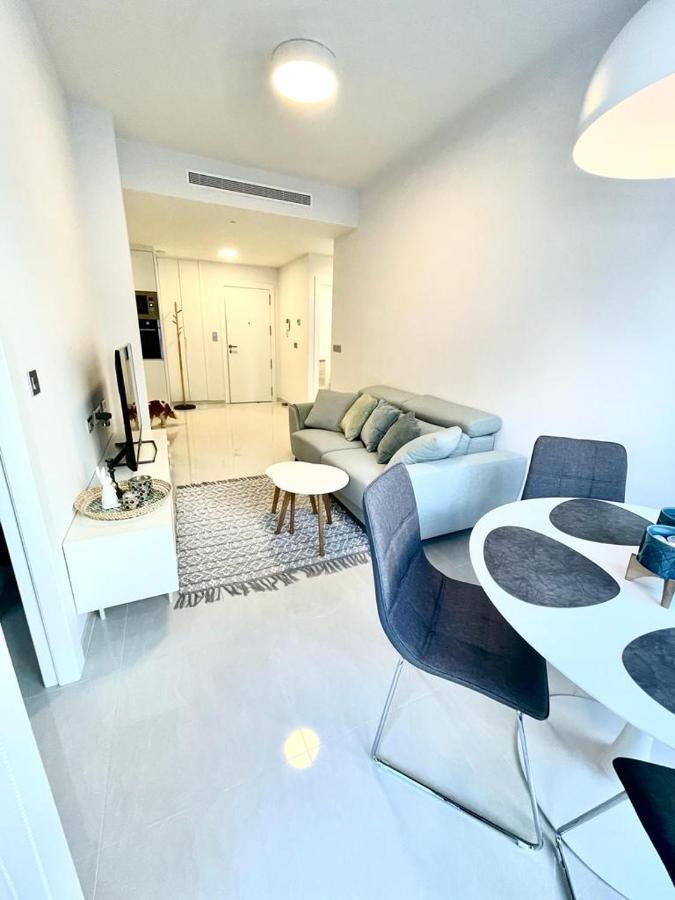 Luxury Apartment Torrevieja Exteriör bild