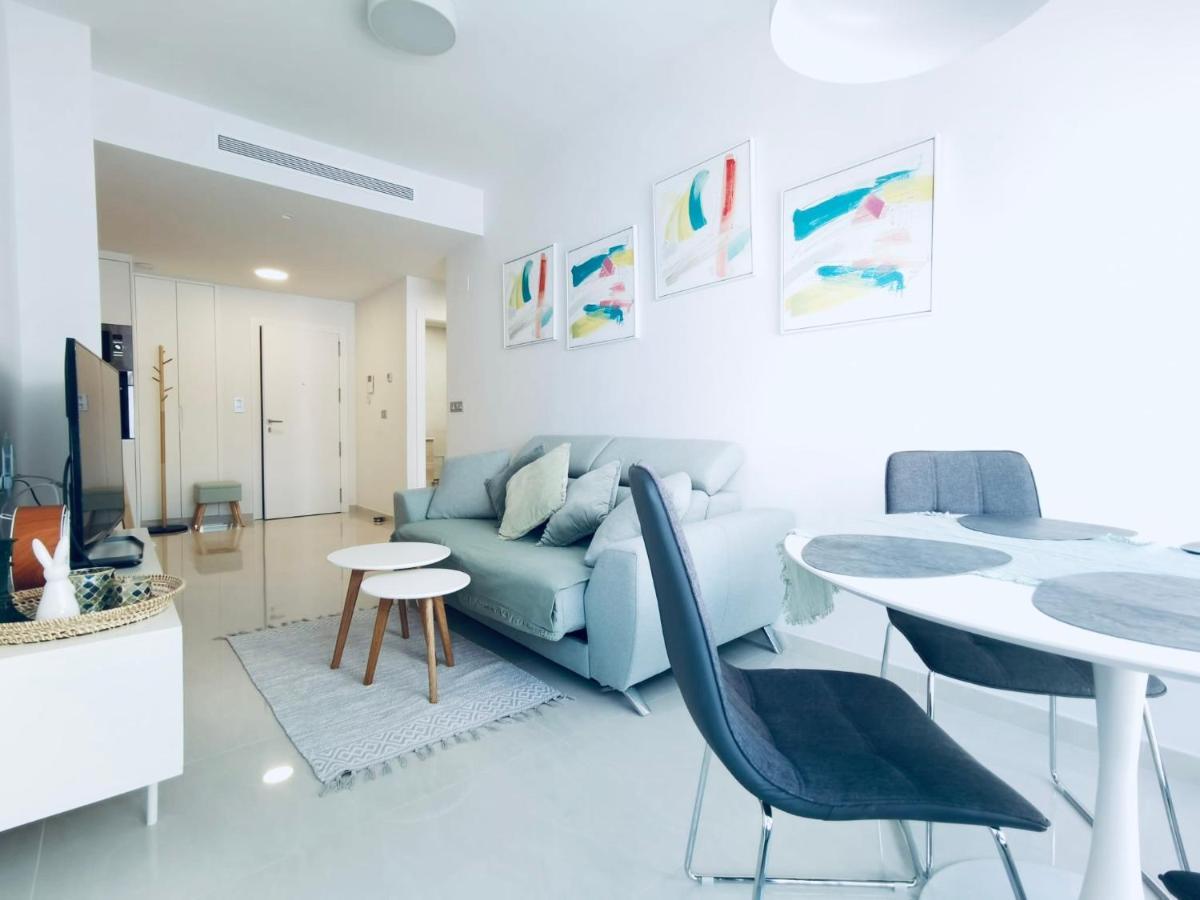 Luxury Apartment Torrevieja Exteriör bild