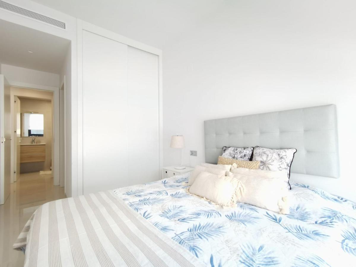 Luxury Apartment Torrevieja Exteriör bild